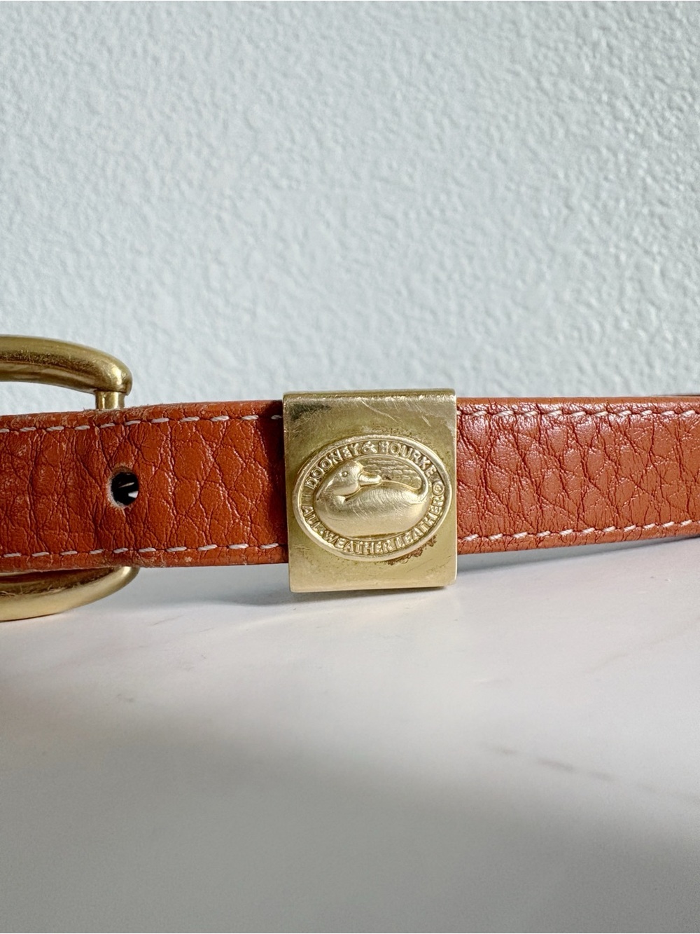 80’s Vintage Dooney and Bourke Leather Brass Belt Minimalist - Picture 4 of 6